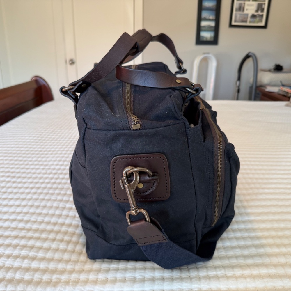 Filson 48 Hour Tin Cloth Duffle Bag - Picture 4 of 7